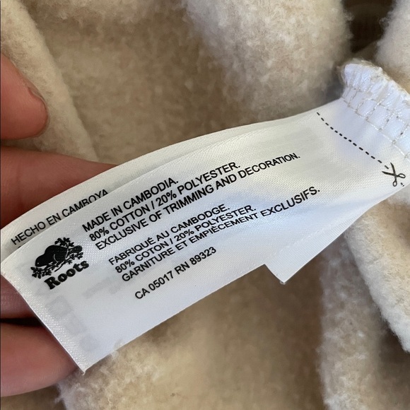 Roots Cream Crewneck Sweater - Picture 14 of 14